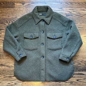 Zara Army Green Wool Blend Jacket. Nice Buttons/Pockets. Thick and warm. Sz SM